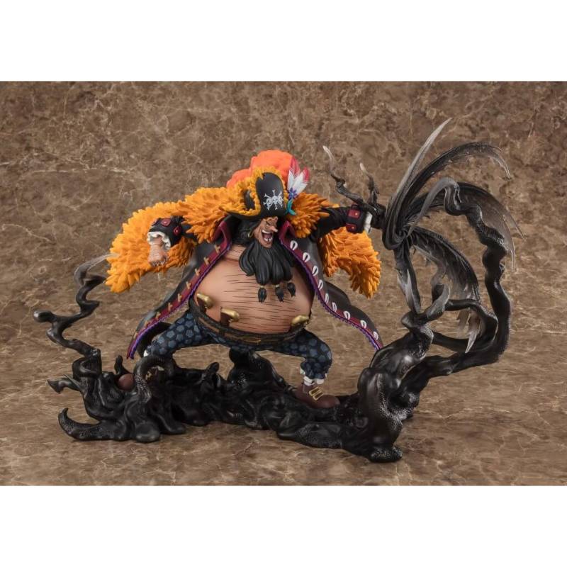 FIGUARTSZERO - One Piece [Extra Battle] Marshall.D.Teach -Kurouzu- (BOX HAS CORNER DAMAGE/FIGURE100%)