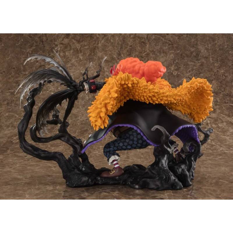 FIGUARTSZERO - One Piece [Extra Battle] Marshall.D.Teach -Kurouzu- (BOX HAS CORNER DAMAGE/FIGURE100%)