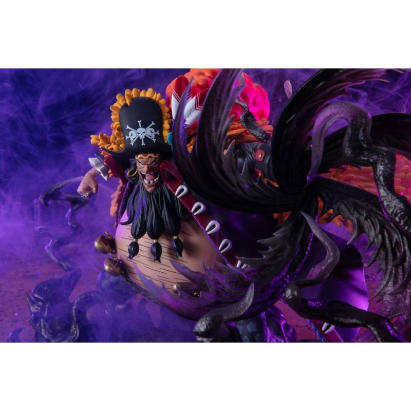 FIGUARTSZERO - One Piece [Extra Battle] Marshall.D.Teach -Kurouzu- (BOX HAS CORNER DAMAGE/FIGURE100%)