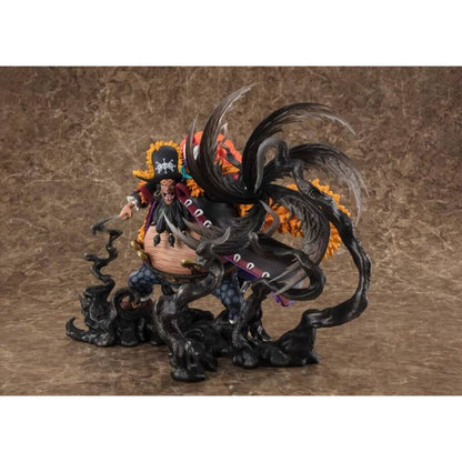 FIGUARTSZERO - One Piece [Extra Battle] Marshall.D.Teach -Kurouzu- (BOX HAS CORNER DAMAGE/FIGURE100%)